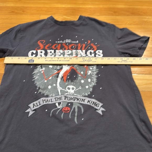 Disney The nightmare before Christmas short sleeve tee shirt size medium. - Picture 3 of 7